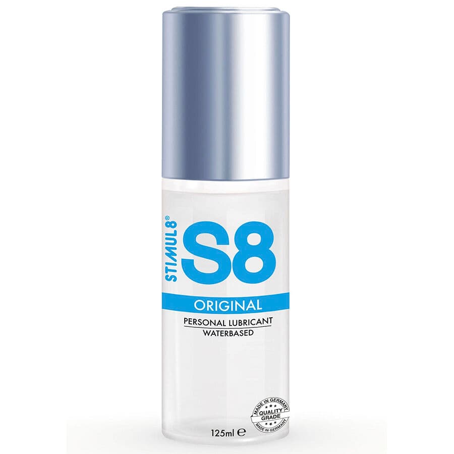 Stimul8 S8 Original Gleitgel, kleine 50-ml-Flasche im Größenvergleich