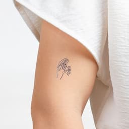 SecretPlay Kinky Collection Tattoobogen mit gewagten, versauten Motiven in Nahaufnahme