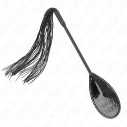 Verpackung des kurzen Kink Love&Sexy Paddles mit Quasten für Spanking