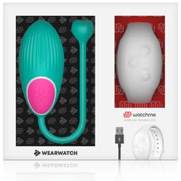 Wearwatch Egg beim Aufladen mit dem USB-Kabel – Studioaufnahme