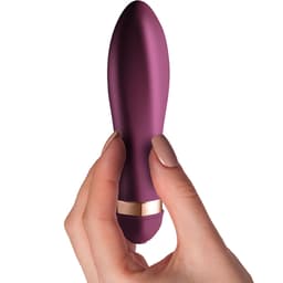 Twisted-Vibrator aus dem Climaximum Dare Kit mit gedrehter Silikonoberfläche im Detail