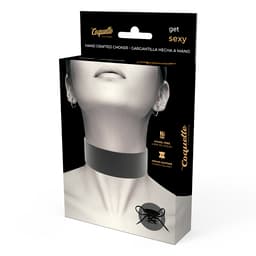 Halsband zu einem Dessous-Look kombiniert in Produktfotoqualität