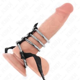 Kink Penisring-Set mit vier Metallringen und 112 cm Ledergurt in der Gesamtansicht