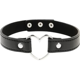 Coquette Chic Desire Halsband, am Hals angelegt und getragen