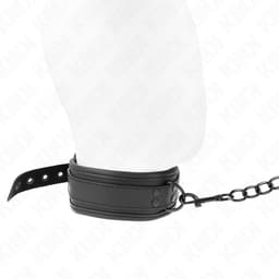 KINK Neopren-Bondage-Halsband Modell 1, Detailansicht der 78 cm langen Leine