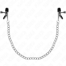 Kink Nippelklemmen mit flacher Kette in der Hand, Größenverhältnis erkennbar