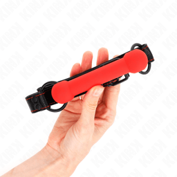 Kink Knochenknebel in Rot, Mundstück in der Detailaufnahme aus dem BDSM-Sortiment