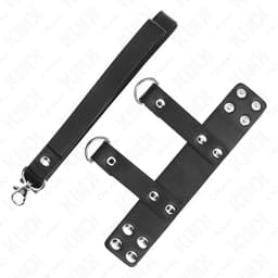 Kink Penisring mit Lederband geschlossen, eingestellte Weite von der Seite