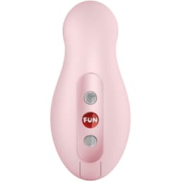 Fun Factory Luna Air-Pulse-Vibrator in der Hand im Größenvergleich