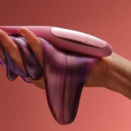 Lelo Dot Travel Stimulator, Frontansicht in scharfer Studioaufnahme
