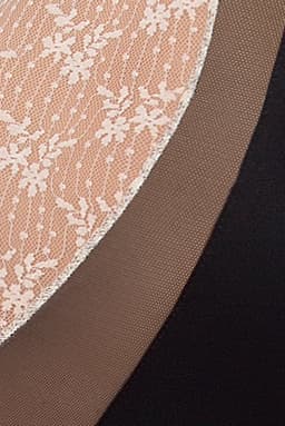 Passion Nea Body im Detail, Tüll und Spitze