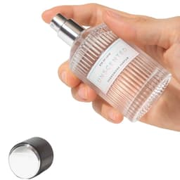 Pipettenverschluss der Eye of Love Attract Them Flasche im Detail