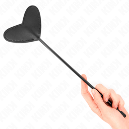 Kink Paddle in Herzform in Schwarz, Gesamtansicht mit 33 cm Länge