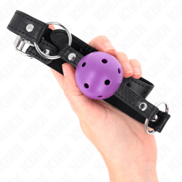 Kink Ballknebel mit harter Hohlkugel in Lila flach ausgelegt, gesamte Riemenlänge sichtbar