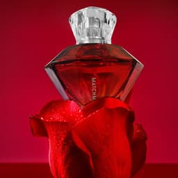 Matchmaker Red Diamond Pheromon-Parfum von Eye of Love neben der Geschenkverpackung