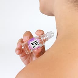 Secretplay Hera Pheromon-Parfumöl, 20-ml-Flasche neben der Umverpackung