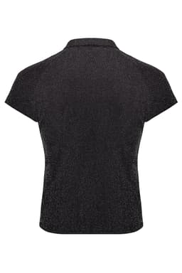 Verpackung des Noir Handmade Poloshirts in der Hochglanzbox