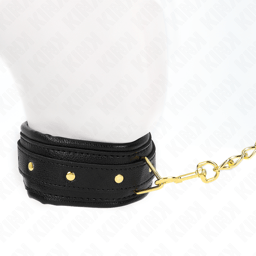 Kink Kunstleder-Halsband Modell 1 mit Polsterung flach ausgelegt, gesamte Länge sichtbar