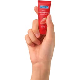 Pasante Fun Pack Tuben nebeneinander aufgereiht auf hellem Untergrund