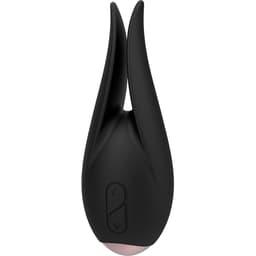 Coquette Chic Desire Flower Vibrator beim Aufladen mit USB-Kabel