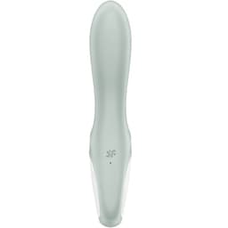 Satisfyer Air Pump Booty 3 im Größenvergleich mit der Hand mit gut sichtbaren Konturen