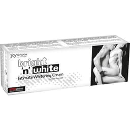 Rückseite der Verpackung mit Anwendungshinweisen im Detail – Studioaufnahme auf hellem Hintergrund