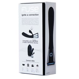 Kiiroo Ohmibod Fuse beim Aufladen mit dem USB-Kabel – Studioaufnahme