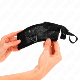 Verpackung der Kink Handgelenkfesseln in Schwarz, Handgelenkfesseln der Kink BDSM-Serie im Karton