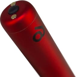 Rocks-Off Bullet im Größenvergleich mit einer Hand als Produktfoto