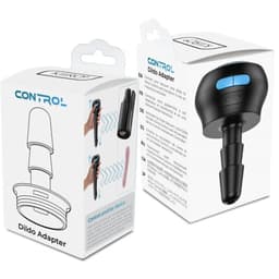 Kiiroo Control Adapter in der Hand gehalten zur Größeneinschätzung