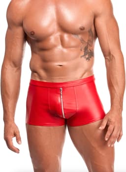 Noir Handmade Ignite Herren-Shorts in Rot, am Körper getragen zur Veranschaulichung der Passform