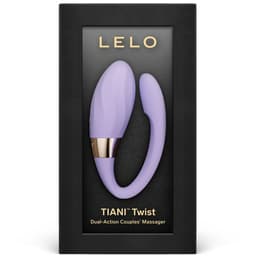 LELO Tiani Twist Paarvibrator in lavendelfarbenem Silikon in der Hand gehalten