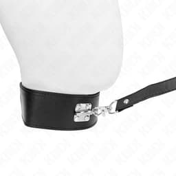 KINK Halskette mit 116 cm Leine, Modell 2, Nahaufnahme des Verschlusses und der Metalldetails