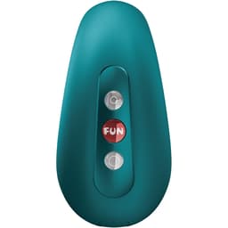 Fun Factory Cherie Air-Pulse-Vibrator in Tropfenform in der Hand im Größenvergleich