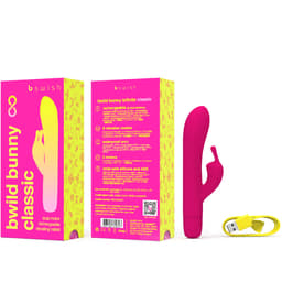 B Swish Bwild Bunny Infinite Rabbit-Vibrator im Größenvergleich mit Handmaß
