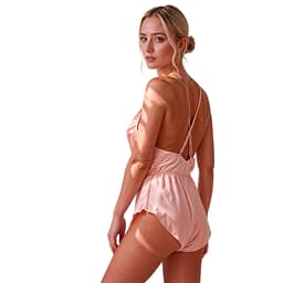 Passion Sensie Satin-Body von hinten, offener Rücken mit gekreuzten Trägern