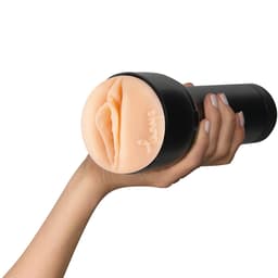 Kiiroo Feel Stars Collection Stroker in Kombination mit dem Keon