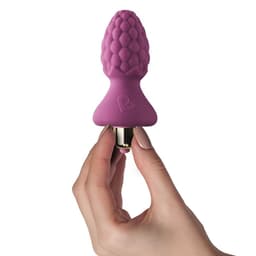 Rocks-Off Ass-Berries Analplug von der Seite, geschwungene Beerenform im Detail