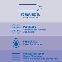 Durex Invisible Extra Lubricated Kondom mit extra Gleitfilm und Reservoir in der Nahaufnahme