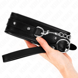 Kink Halsband mit Glanzriemen und Schnalle, Schnallenverschluss und Verstellbereich im Detail
