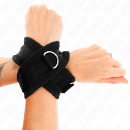 Kink Handgelenkfesseln in Schwarz, Gesamtansicht des Paars, Handgelenkfesseln der Kink BDSM-Serie im Karton