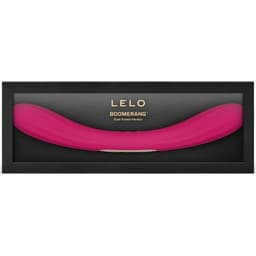 LELO Boomerang Paarvibrator in der Hand, Größenverhältnis des Silikonkörpers