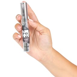 Secretplay Apolo Pheromon-Parfum Spray in Reisegröße, 9,5 ml, Sprühkopf in Nahaufnahme