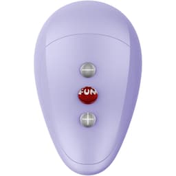 Fun Factory Essence Air-Pulse-Vibrator in der Hand im Größenvergleich