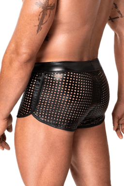 Noir Handmade Men Chaos Shorts am Körper getragen, seitliche Ansicht