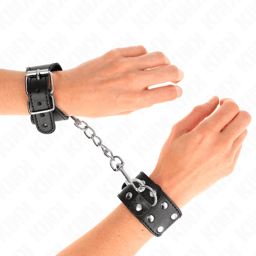 Kink Armbänder mit doppelter Nietenreihe in Schwarz, Manschettenpaar in der Gesamtansicht