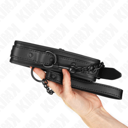 KINK Neopren-Bondage-Halsband Modell 2, Rückansicht mit Riemenführung