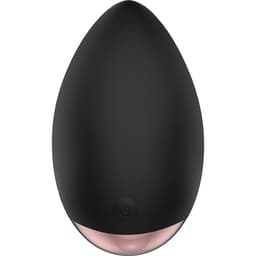 Coquette Chic Desire Drop Vibrator in der Hand gehalten, Größenverhältnis