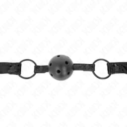 Kink Ballknebel mit Gurtverschluss im Detail, Nahaufnahme der Schnalle