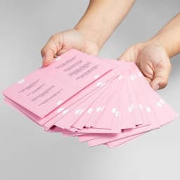 Secretplay Ziehen und Spielen, Nahaufnahme der Kartentextur in hochauflösender Nahaufnahme